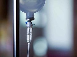 Infusion, Symbolbild für Antikörper-Therapie